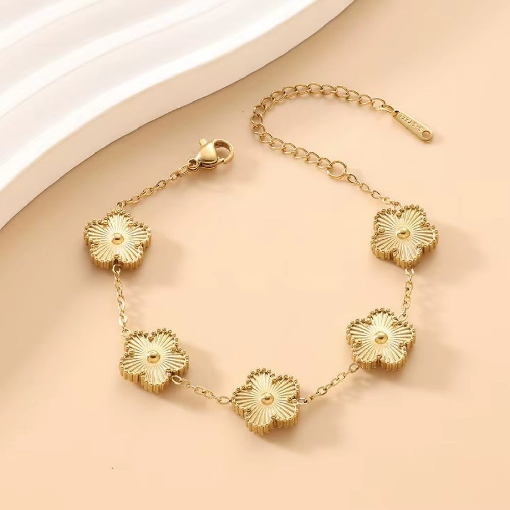 Gold Plated Five-Leaved Flower Bracelets for Women Stainless Steel Anti-Fading Hypoallergenic Trendy Hand Chains Jewelry